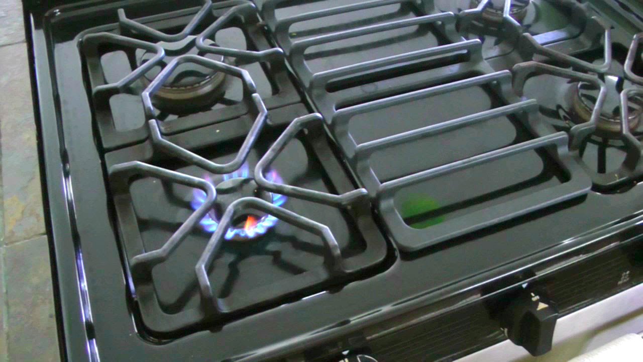 Off the Grid House in Hawaii, Part 3; Sewer and Gas | Video