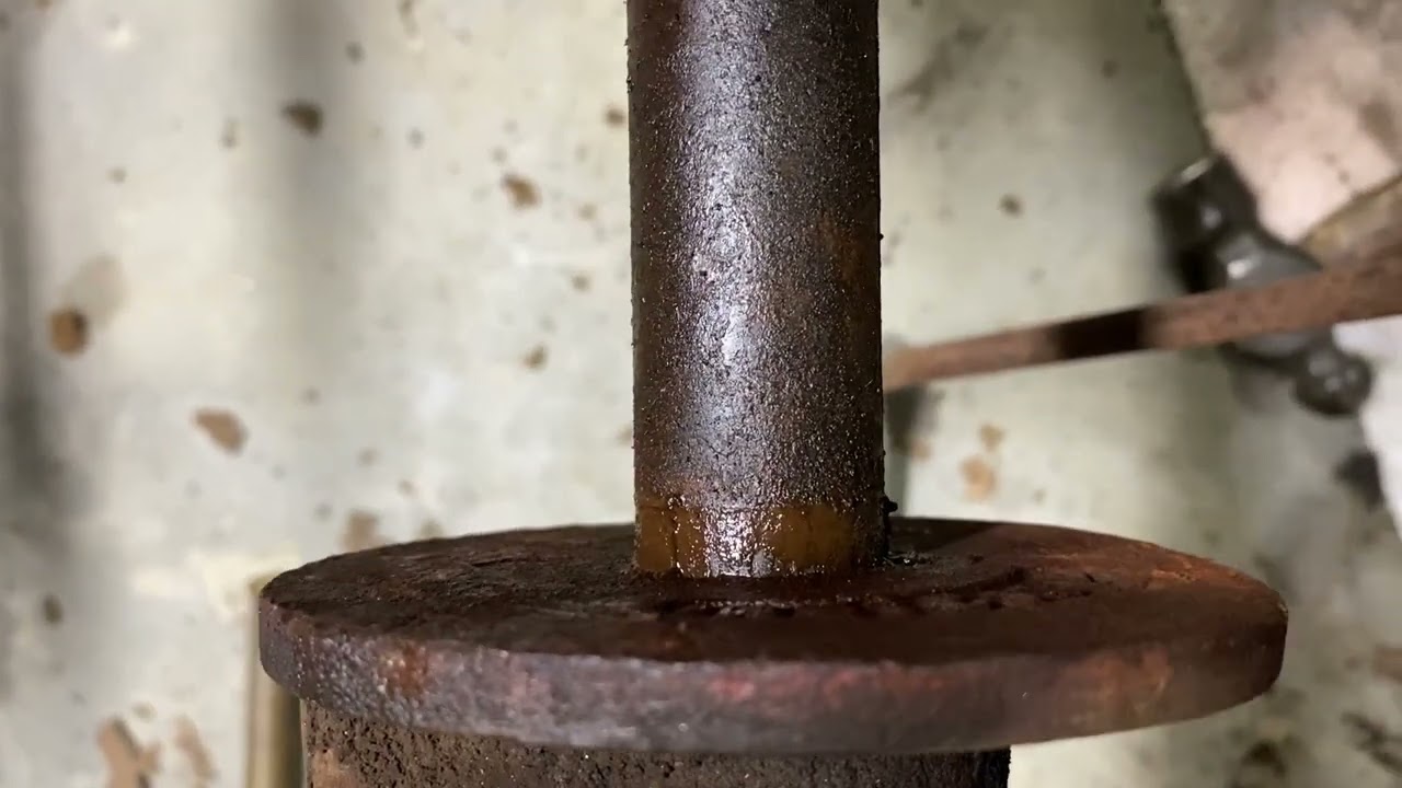 Removing stuck hubs on my David Bradley walk behind tractor.