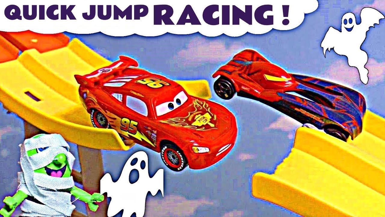 Cars McQueen Halloween Racing with the Funlings