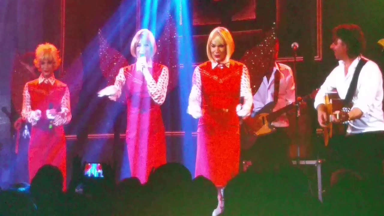 Magnifico & Sestre@Kurzschluss 25.15.2015