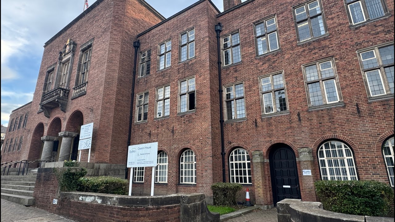 Dudley Council House - Live Protest Sunday 7th