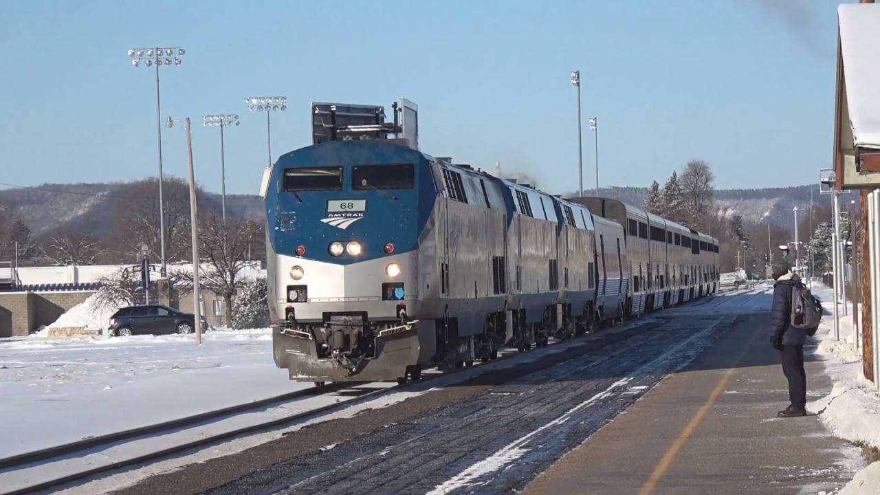 2019-01-19 Amtrak 8 at Winona