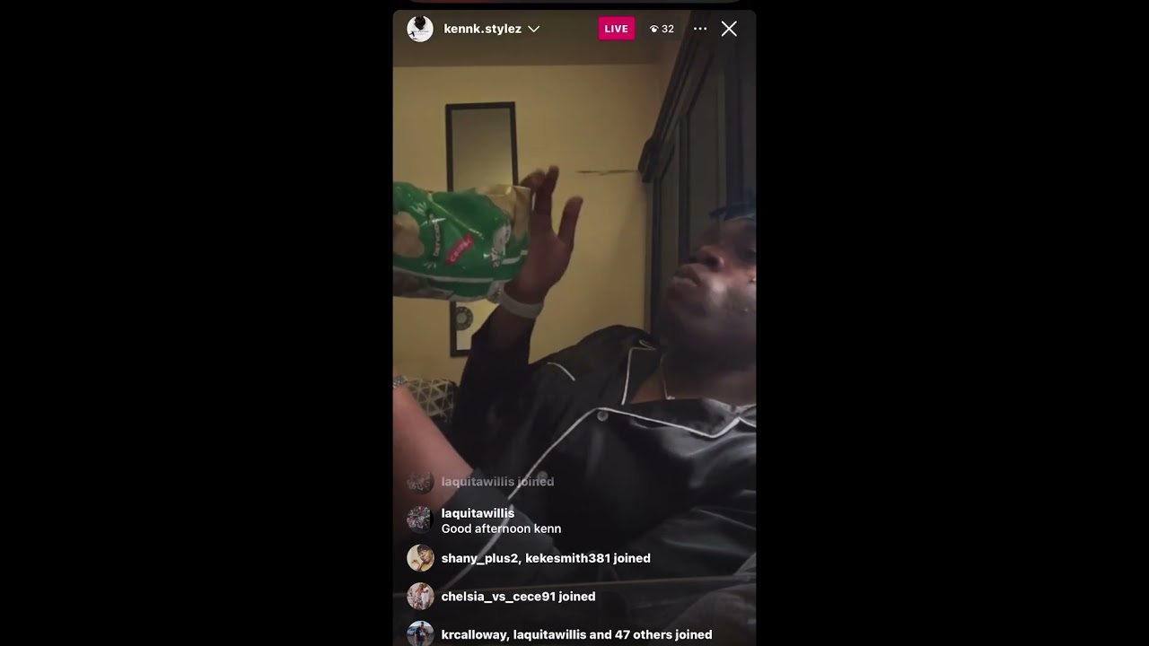 Kenn Brokey Starving No Barbie finally gets something Eat! 🙃