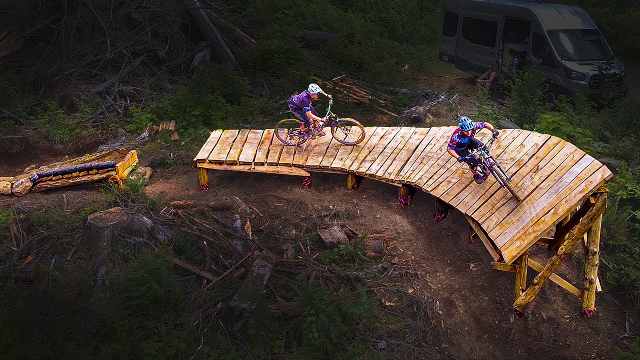 Впервые катаюсь на аттракционе Wall Ride!