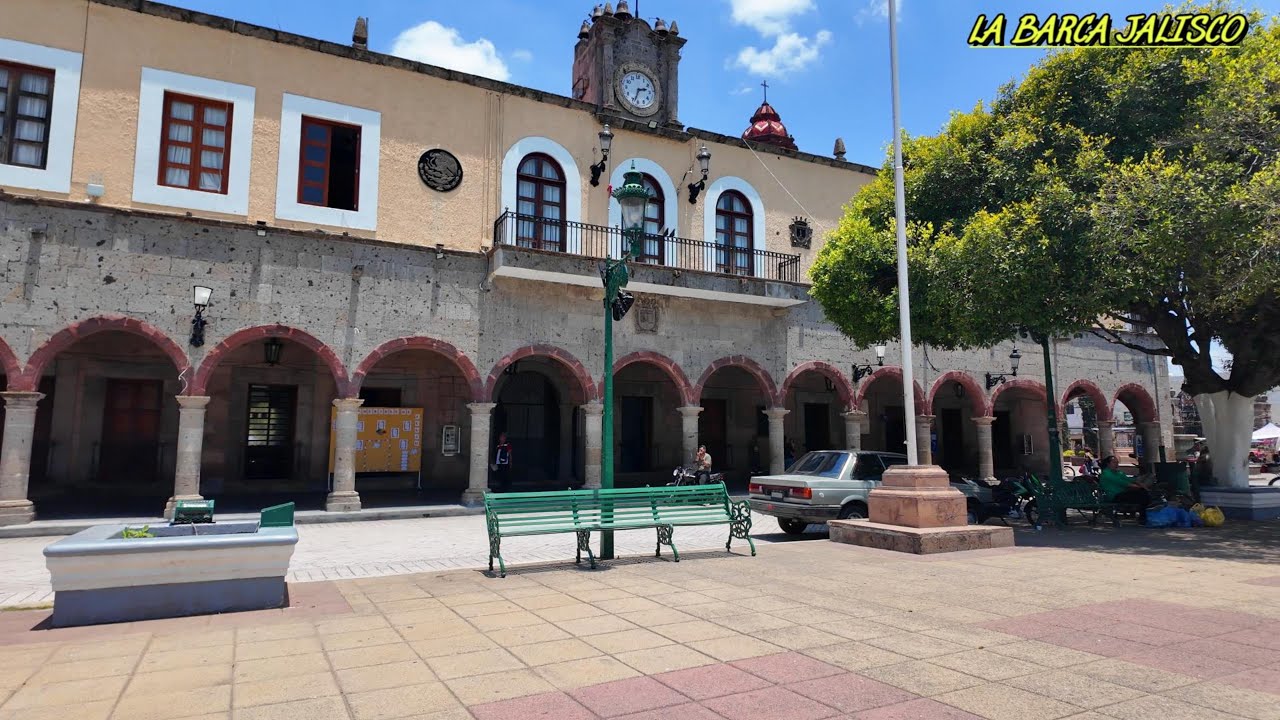 CAMINANDO EN LA BARCA JALISCO
