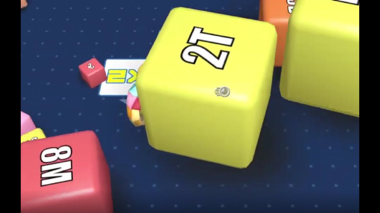 вы также можете играть в Cubes 2048.io