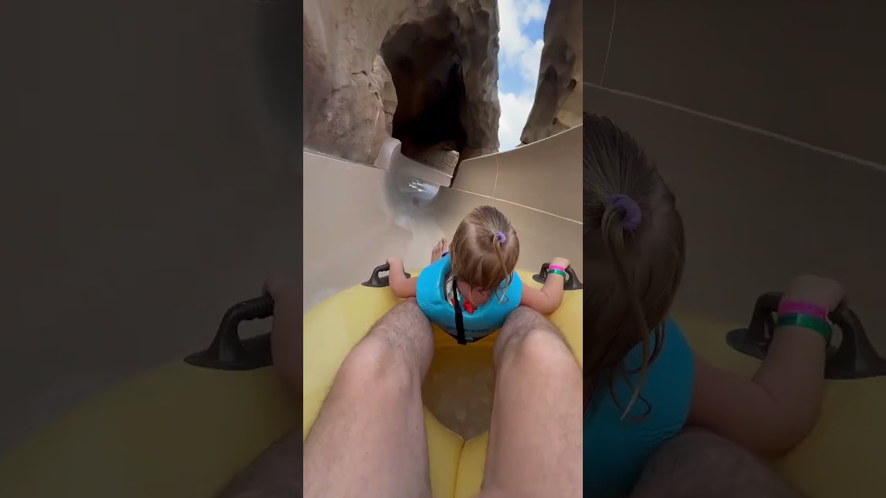 Disney Aulani Water Slide: Tubestone Curl