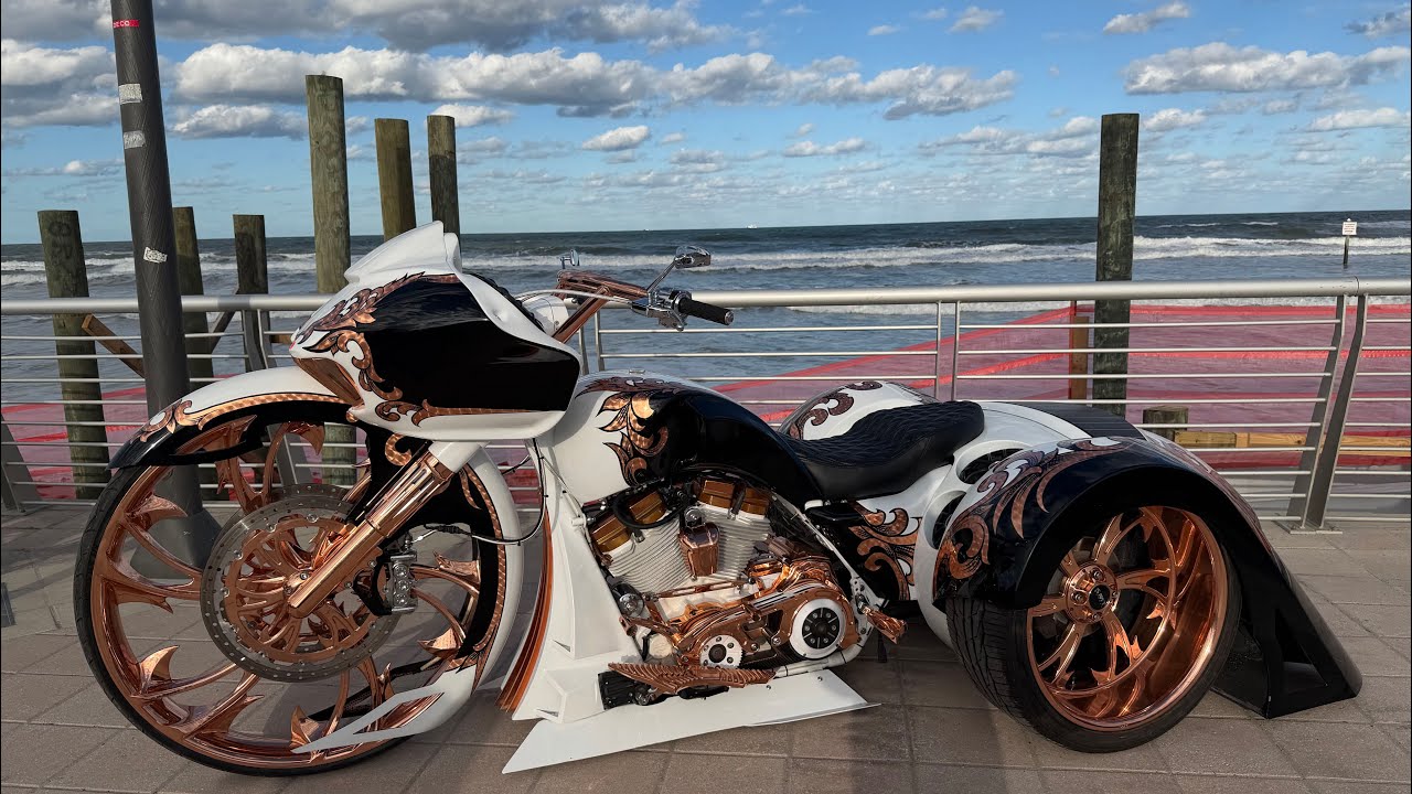 2025 BIKETOBERFEST DAYTONA MY 1ST TIME SEEING A SIX FIGURE  HARLEY DAVIDSON TRIKE CRAZY‼️