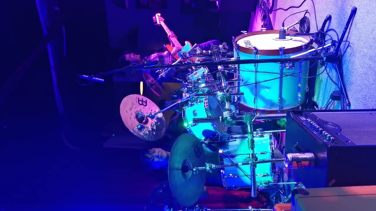 Dreams X Beautiful Day - U2 (Cover) X JB Leonor Drum Solo