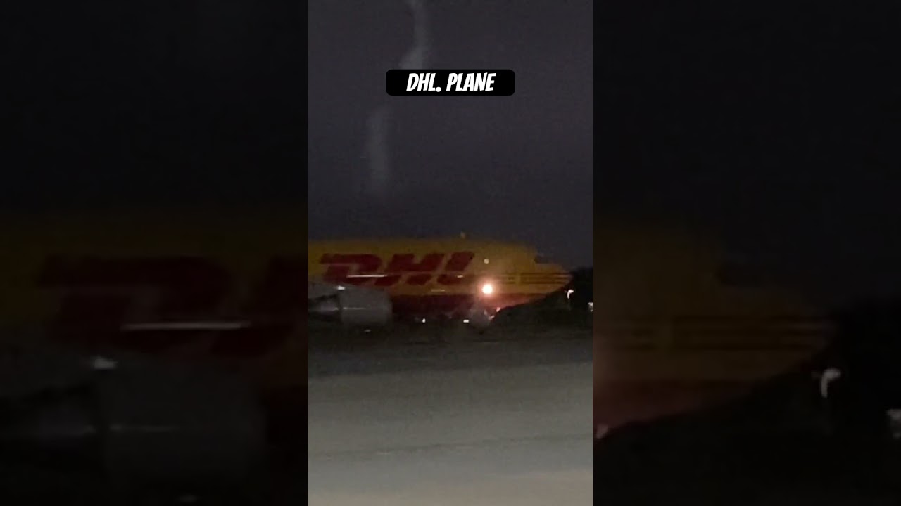 Night View DHL Plane #aviation #planespotting