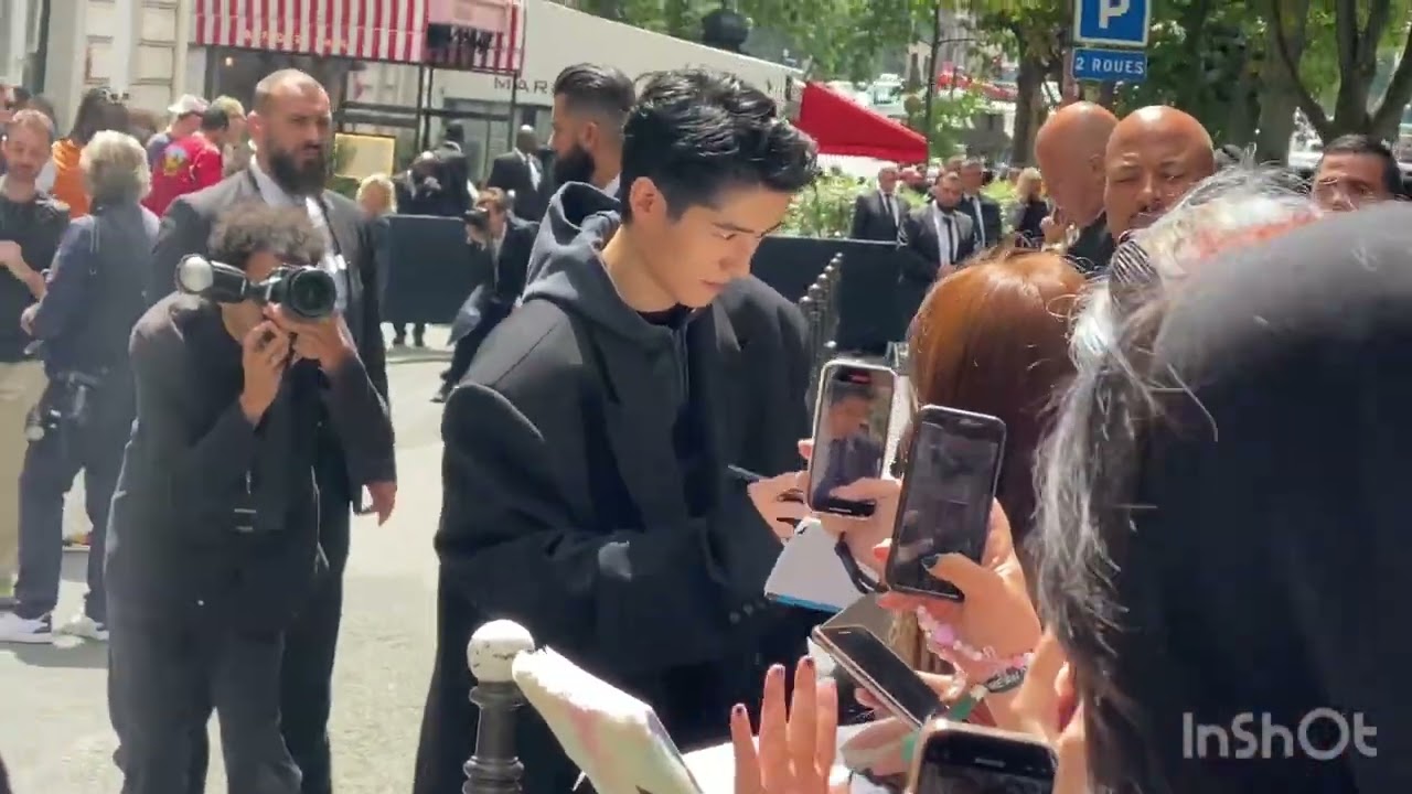 Liu Haoran(刘浩然)(The Breaking Ice )at fashion show balenciaga in paris 5/July 2023