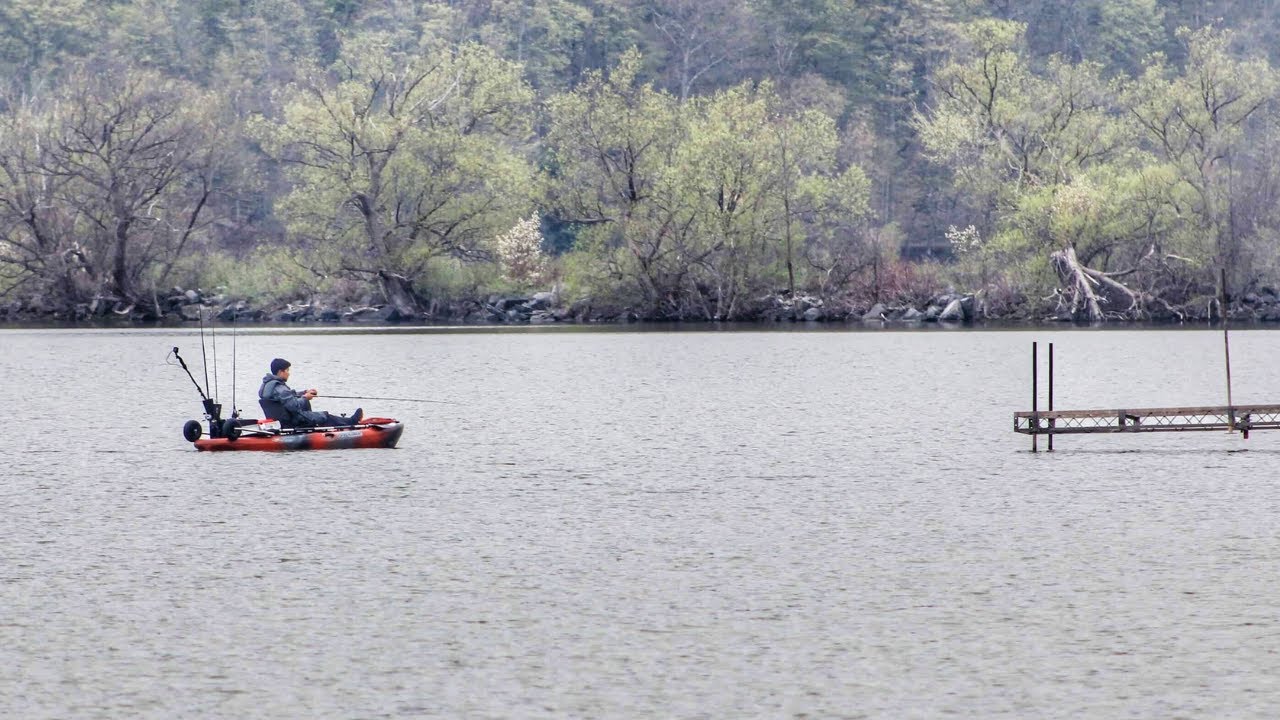 New tiny fishing kayak