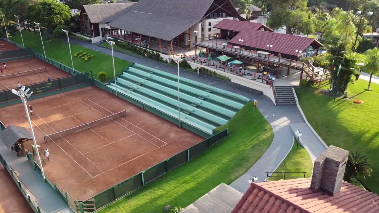 Club de Tenis Santa Cruz *versión completa.