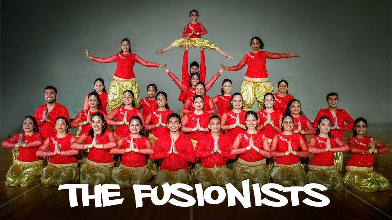 The Fusionists - 29 dancers | Bollywood Fusion Group Dance | Sneha Desai Choreography