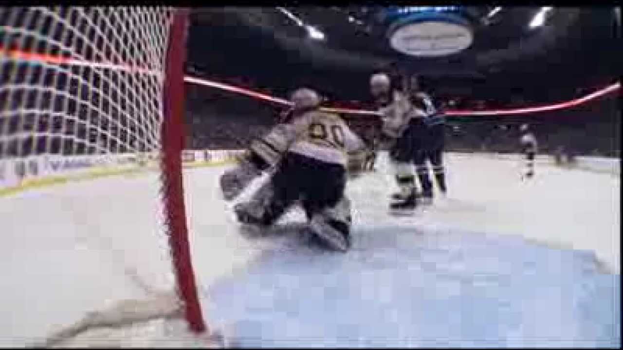 Maxim Lapierre 1-0 Goal - Canucks Vs Bruins - R4G5 2011 Playoffs - 06.10.11 - HD
