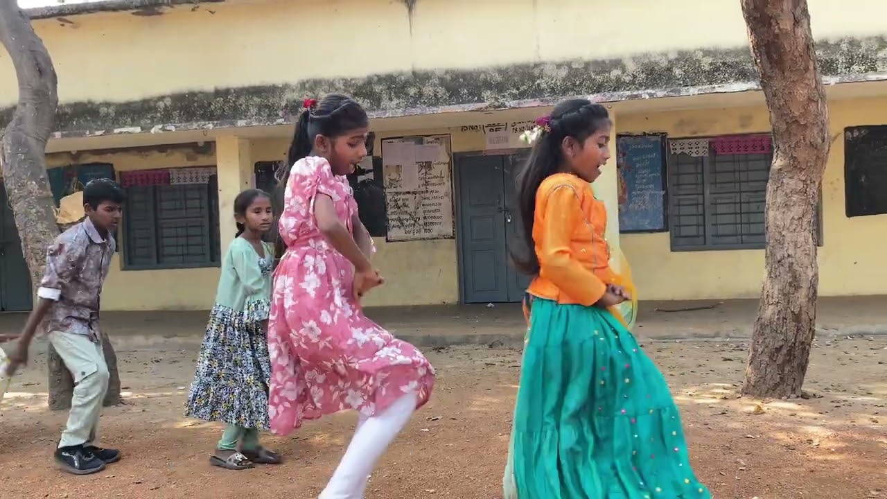 Podham Paye Manchirala Angadi 
