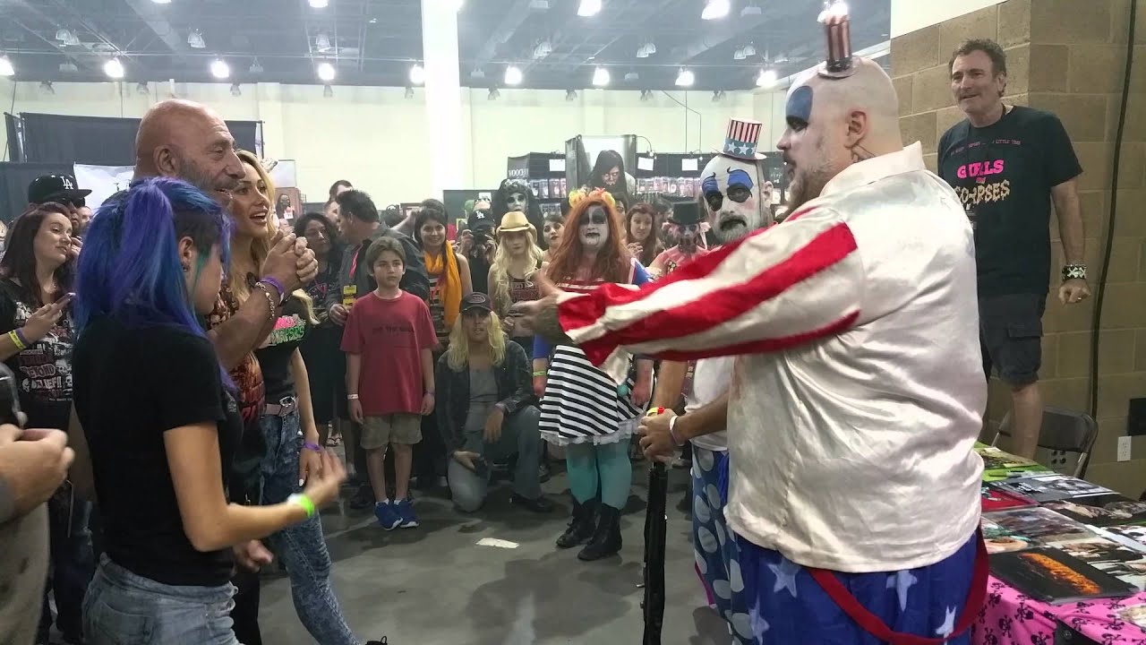 Sid Haig Judging Look A like Contest, Scare L.A.