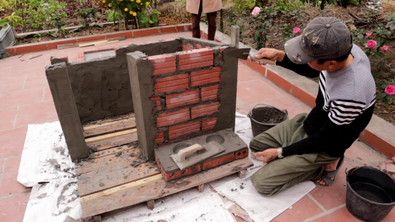 Build a Cement Dog House from old Pallets, Cement and Brick