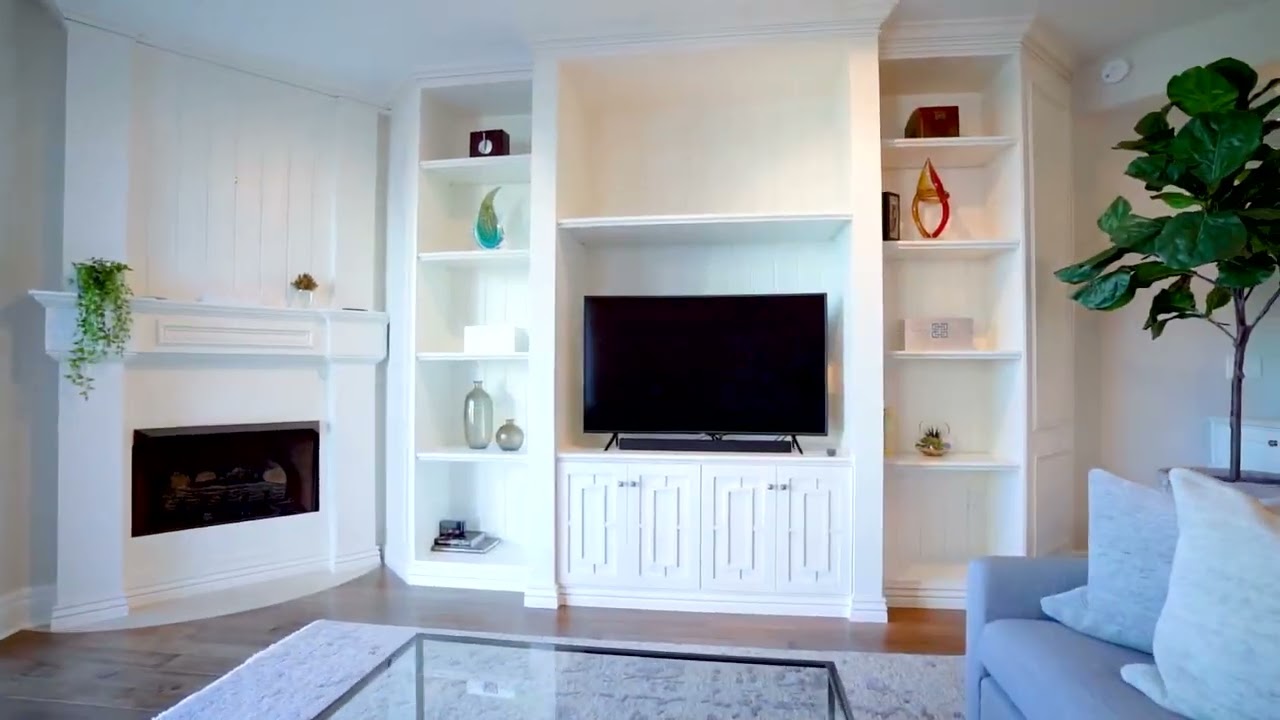 Luxury high-rise Aria in Naples very own Park Shore.