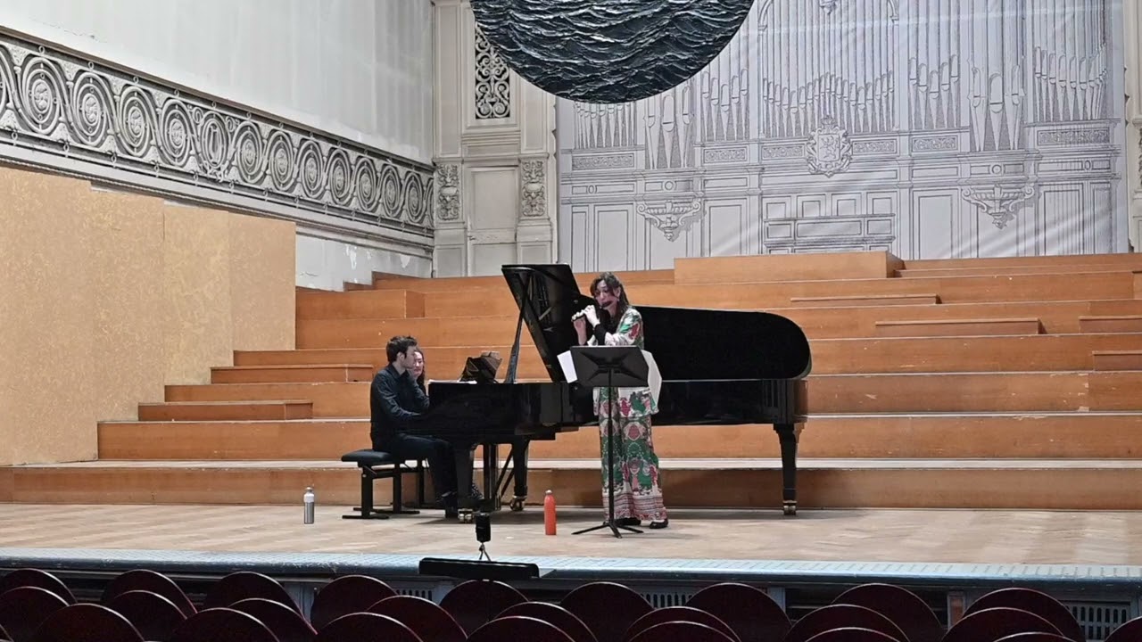Piccolo Play, for piccolo and piano, Thea Musgrave