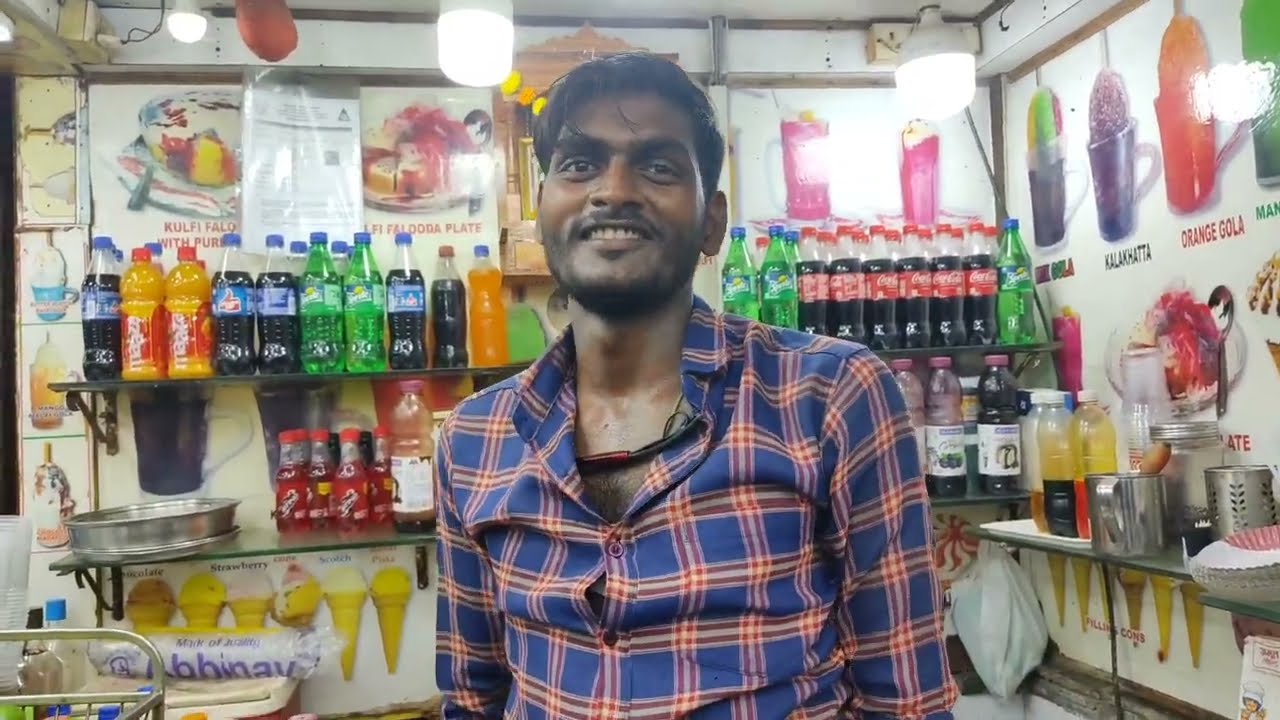 Food stalls at Juhu Beach 🏖/Mumbai /Pav Bhaji Price? /Gola Price? /Janiye juhu Beach k food ka price