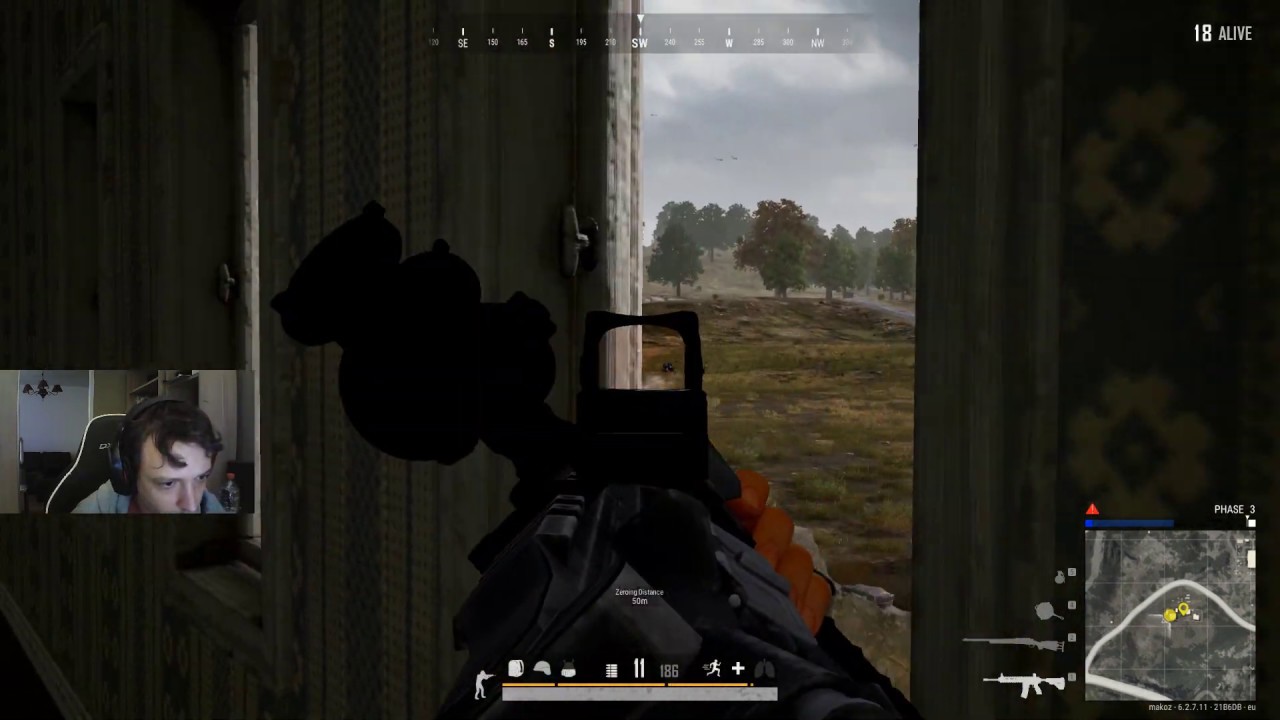 PUBG - Solo - cet homme fait des choses avec ses armes, clique ici pour en savoir plus.