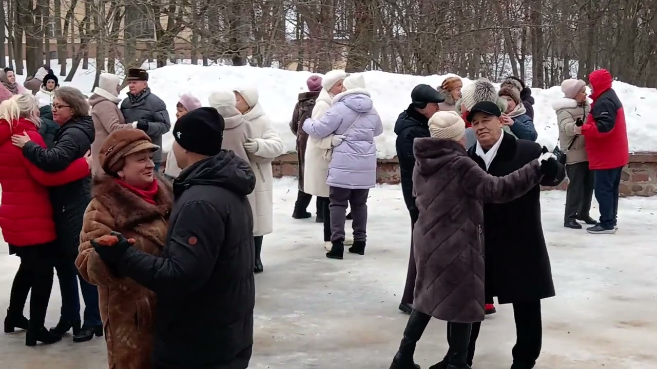 Белая Русь........ 15.02.26 Гомель парк Луначарского 🥰 💫 