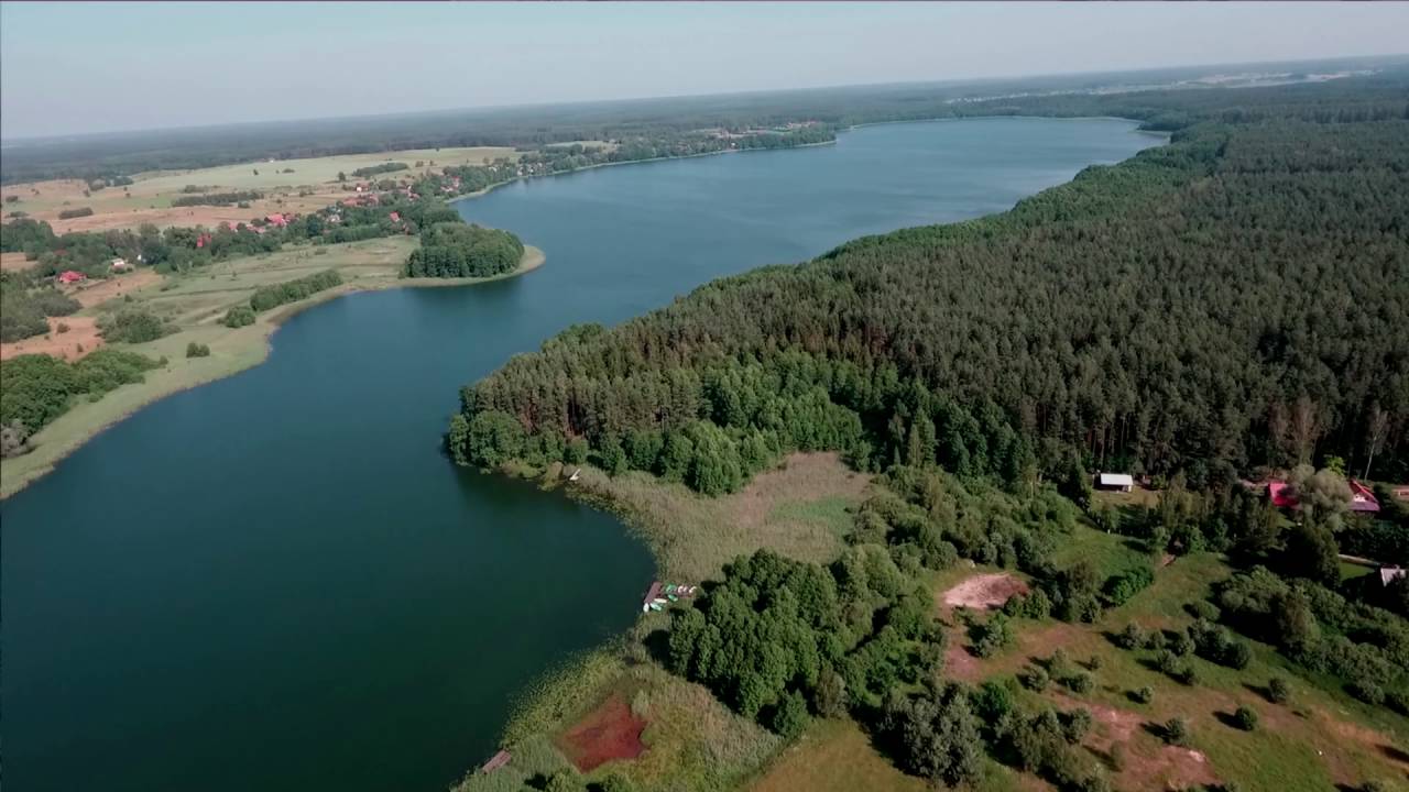 Burdąg i jezioro Małszewskie na Mazurach z lotu drona Phantom 4
