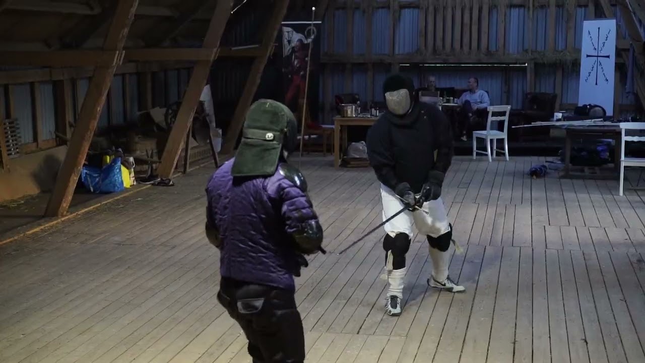 Fancy longsword sparring with fancy camera work