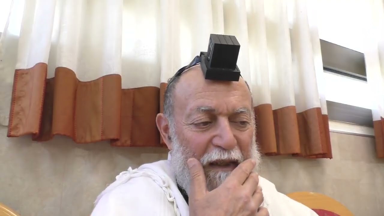 הבא להיטהר מסייעין אותו והבא להטמא פותחין לו