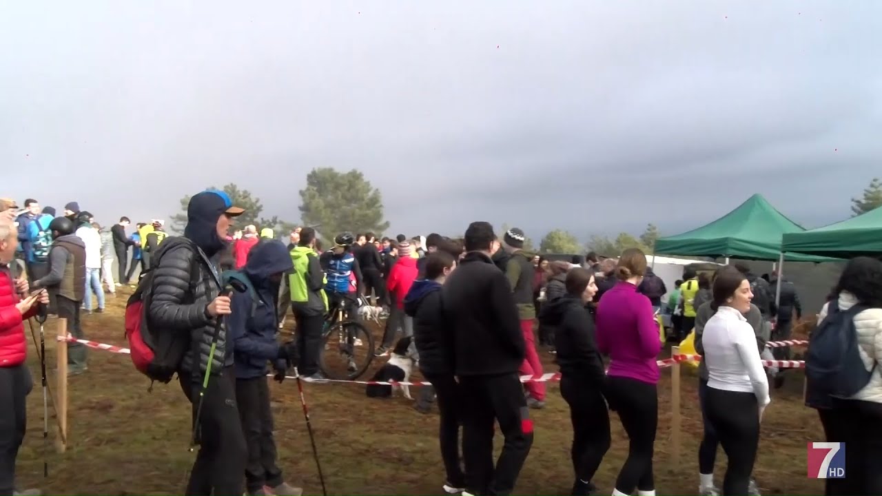 Muskiz despide 2025 en la cima del monte Mello