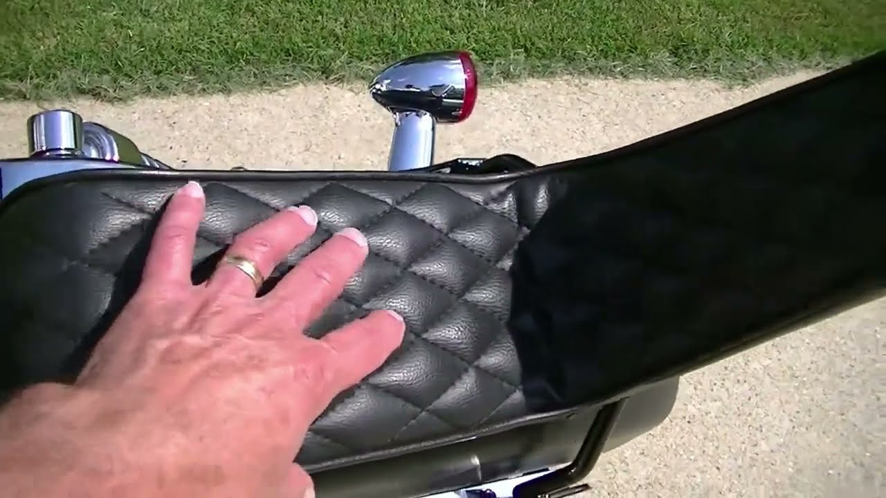 Sullys Customs Seat Install & Review on Sportster 72