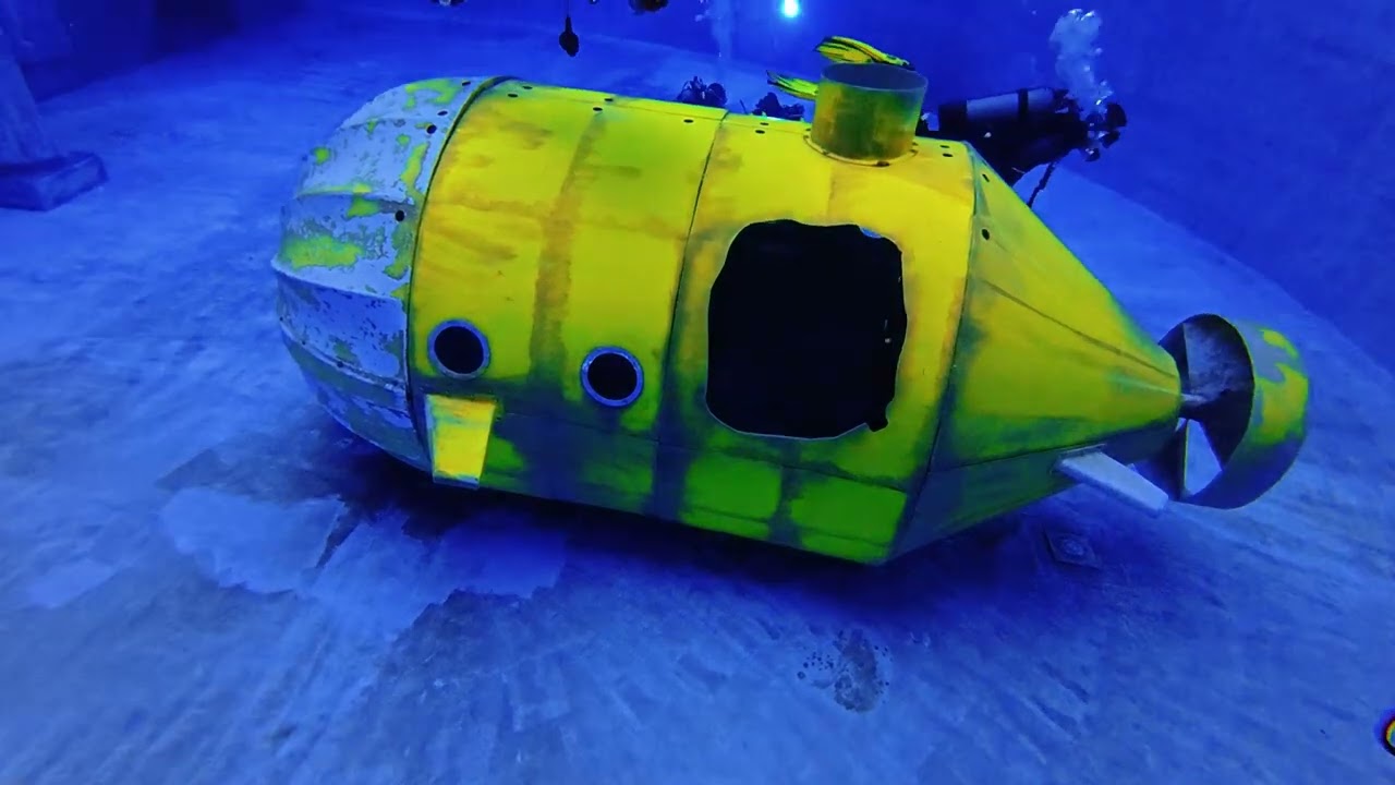 Plongée en fosse au Duiktank Transfo : Premiers pas sous l'eau