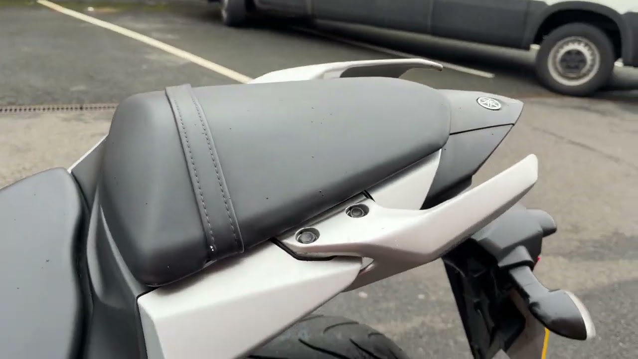 Yamaha MT-03 2016 Silver 10,310 Miles 19408