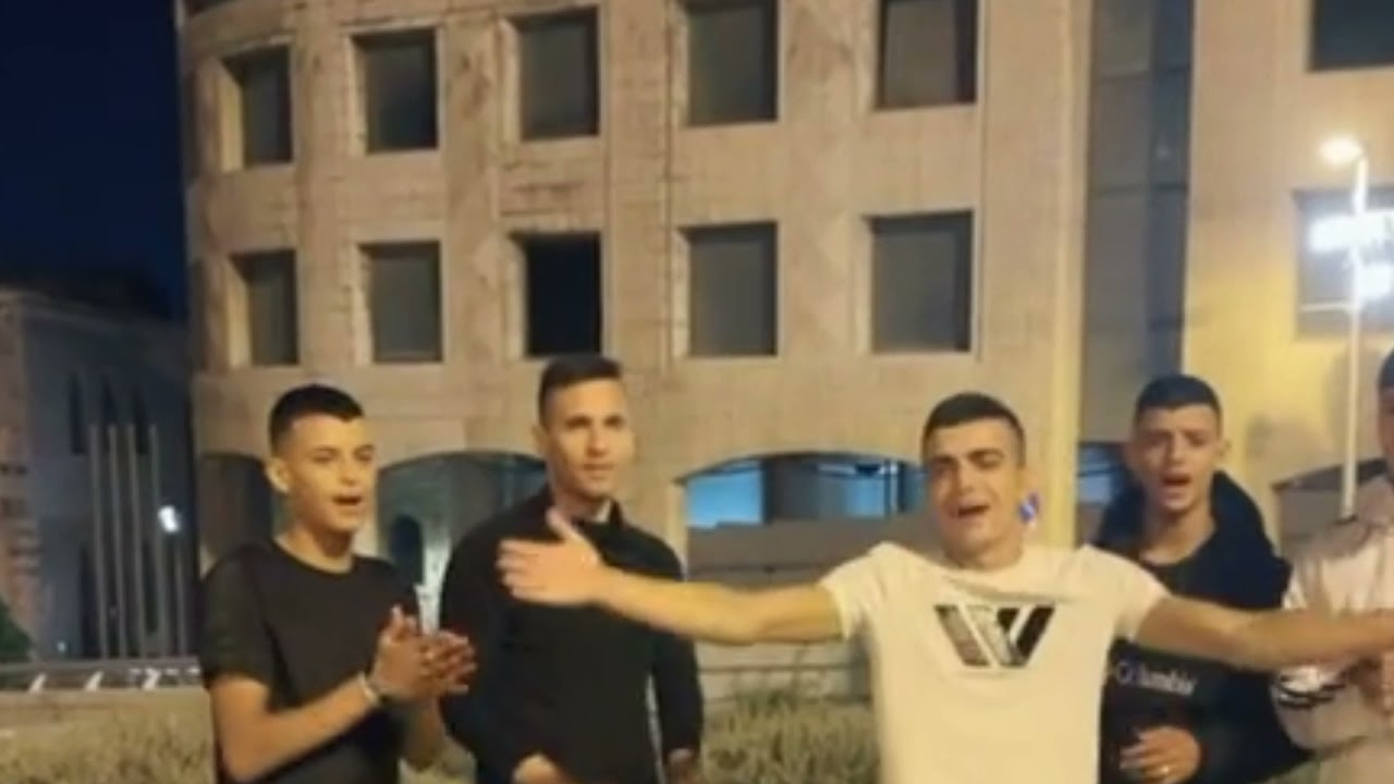 شباب القدس يغنون من القدس لطبريا وعلم عليهم زكريا