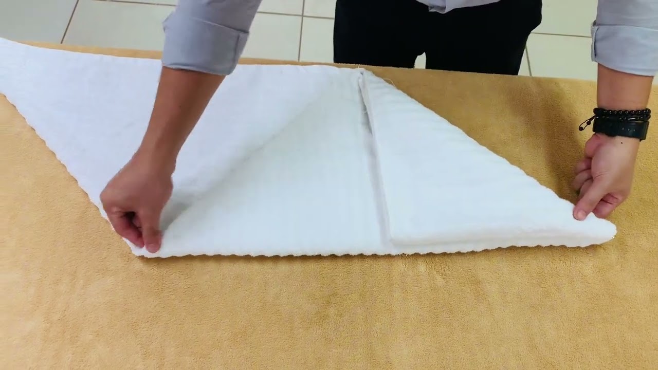 BASIC TOWEL FOLDS 10  Triangle Fold