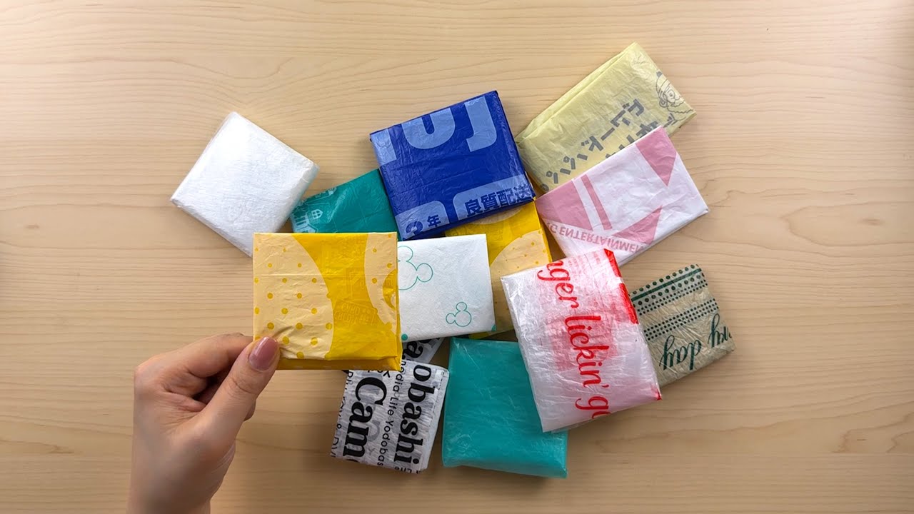必見‼レジ袋の簡単収納方法✨How to fold plastic bag💡#四角#レジ袋#ゴミ袋#bag#ドンキ#手提袋#ビニール袋#畳み方#たたみかた#長方形#買物袋#접는방법#折疊