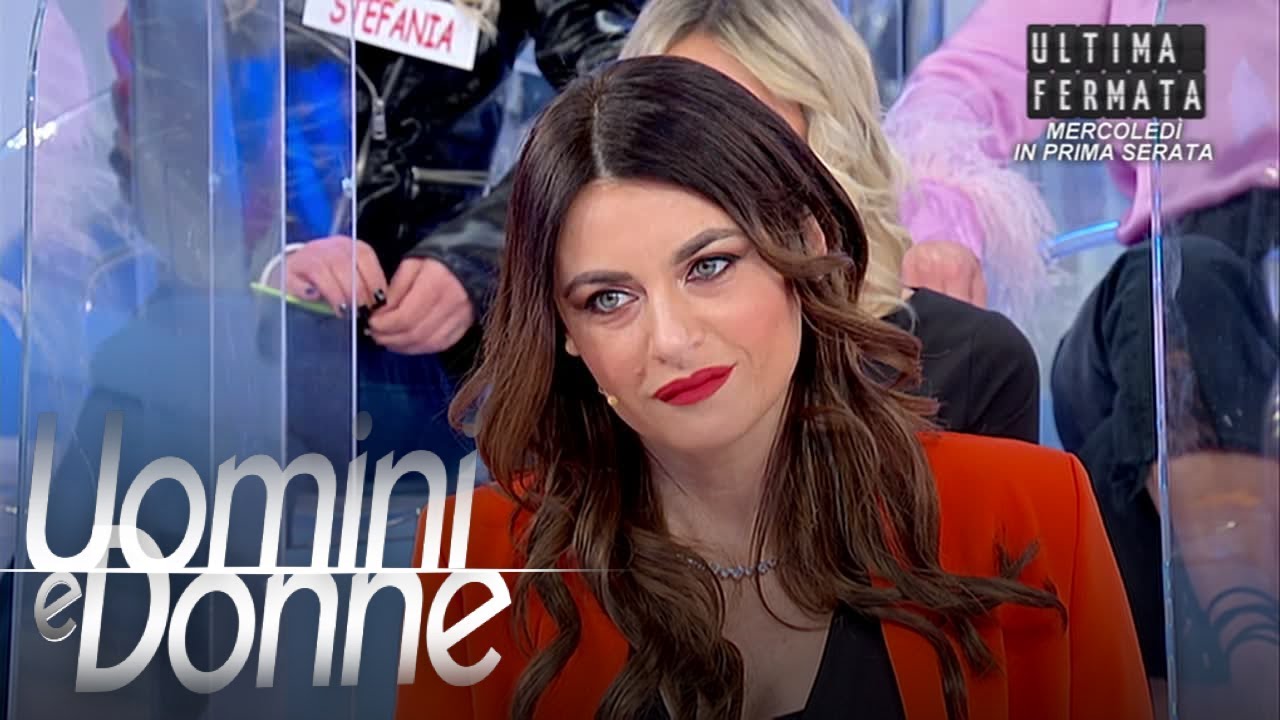 Uomini e Donne, Trono Over - Il bacio tra Riccardo e Gloria