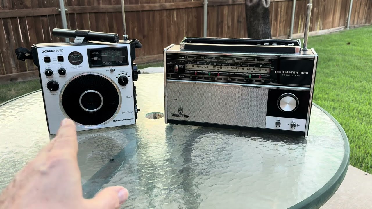 Grundig TR860 vs Panasonic GX600 (RF1100/1150)