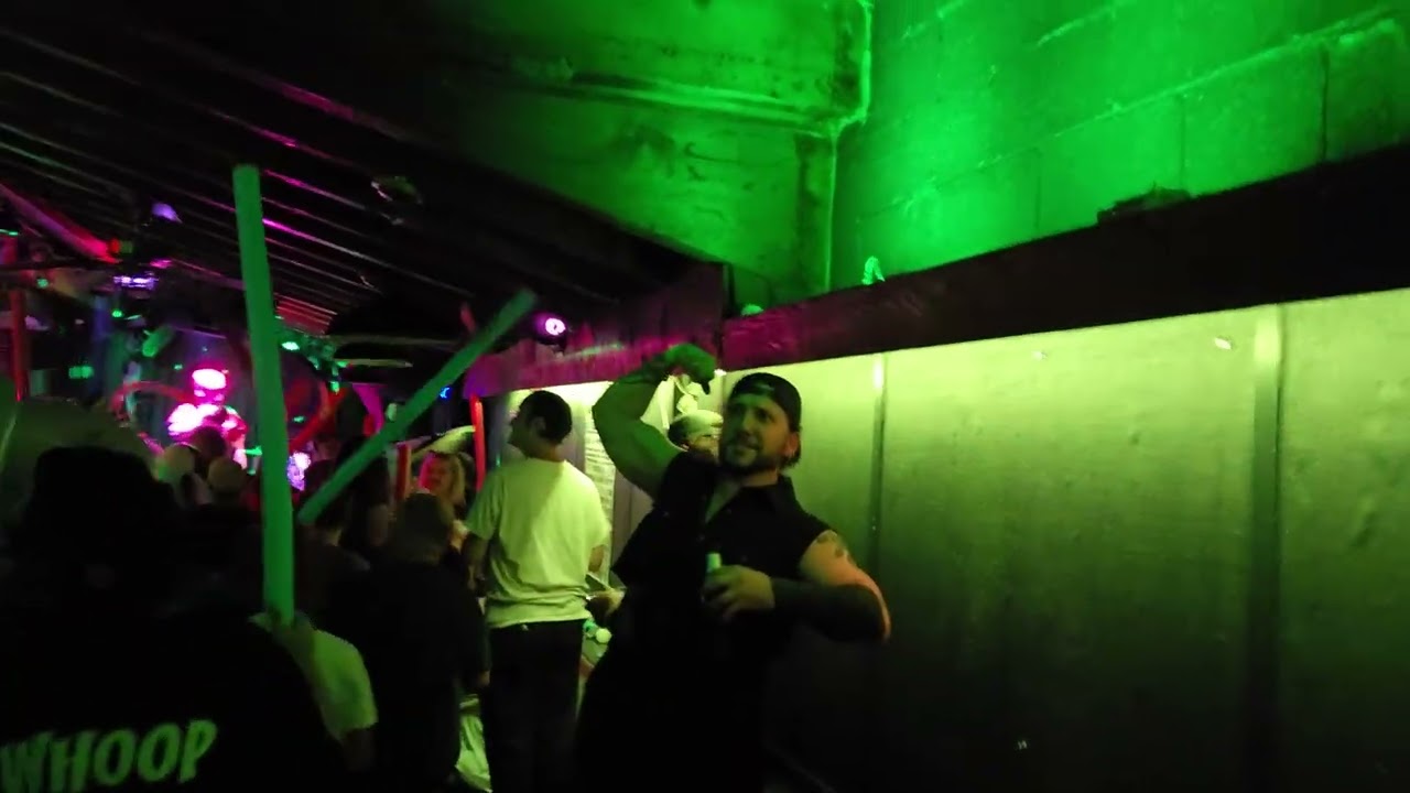 Green Jell&ouml;/&yuml;-08-(Live @ Oregon Express 8.23.25)
