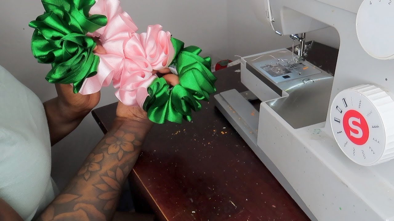 HOW TO RUFFLE SOCKS NO SOCK| RUFFLE ANKLETS| TUTU SOCKS