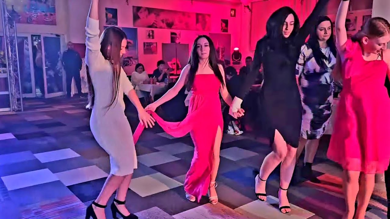 🔴 Sestre Edna i Arnela kolo vode - Marić Bend i Benjo - Hotel Heco Plus Sarajevo - Bosanski teferič