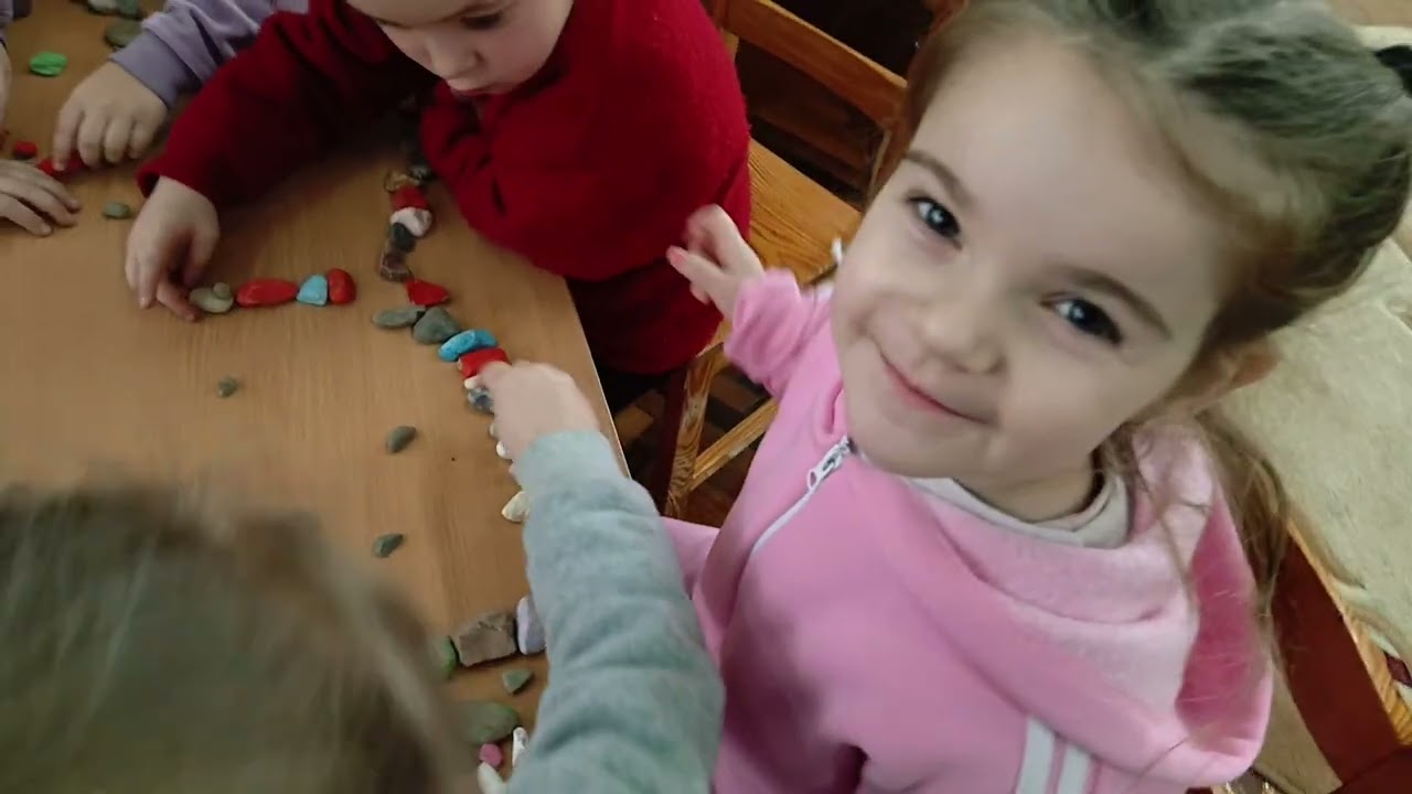 День  прокладання  стежинок! (сер.гр. 