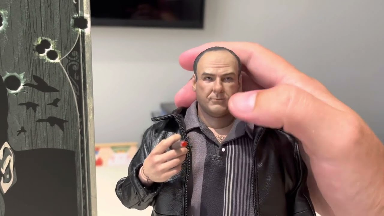 Black 8 Tony Soprano 1/6 figure review