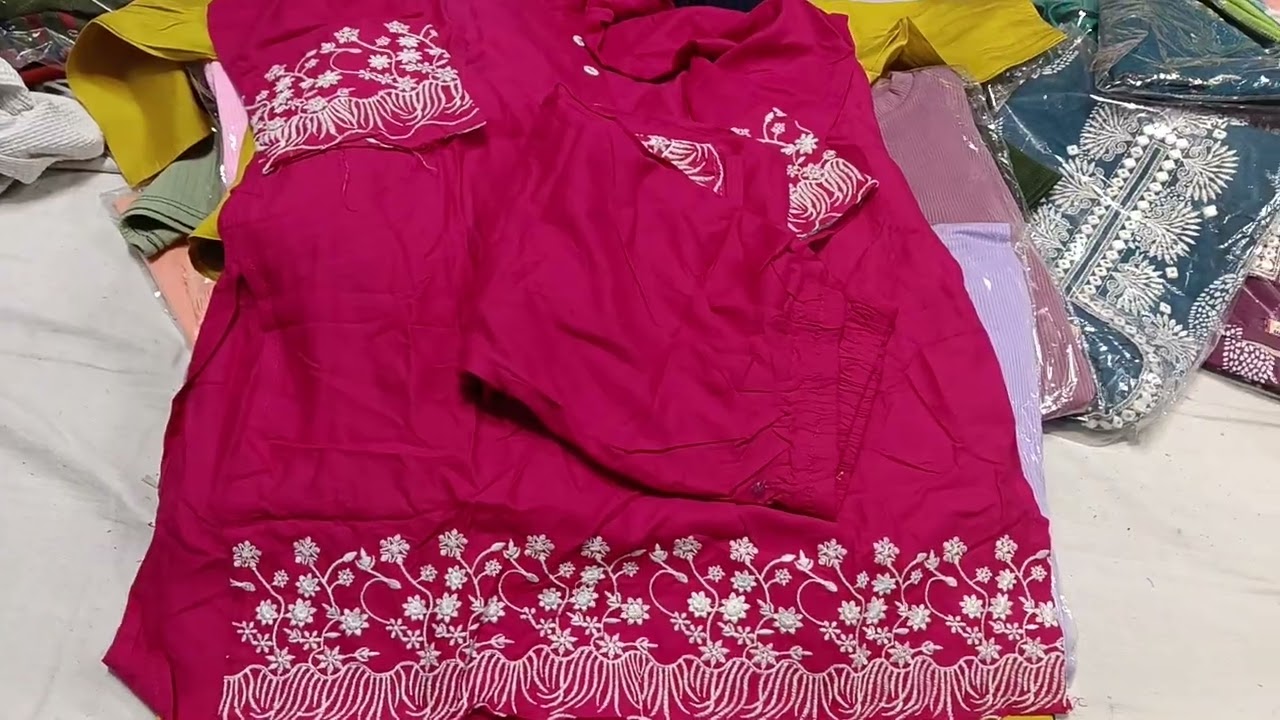 M R collection 7404643944