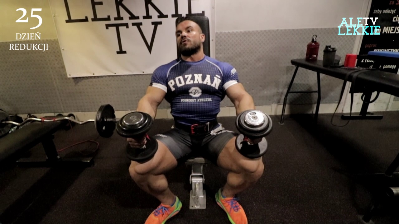 Karol Małecki - niesamowite gumowe barki i tricepsy