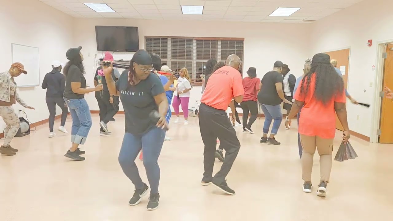 Танец «Wobble Line Dance» (версия под песню Sunny Ray) — «Веселье в классе»