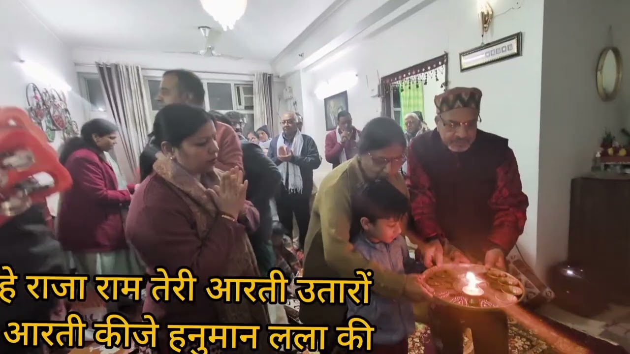 श्री गोयल जी के घर पर सुन्दरकाण्ड पाठ के बाद आरती एवं भजनों का समागम🌹 ये नहीं सुना तो फिर क्या सुना🌹
