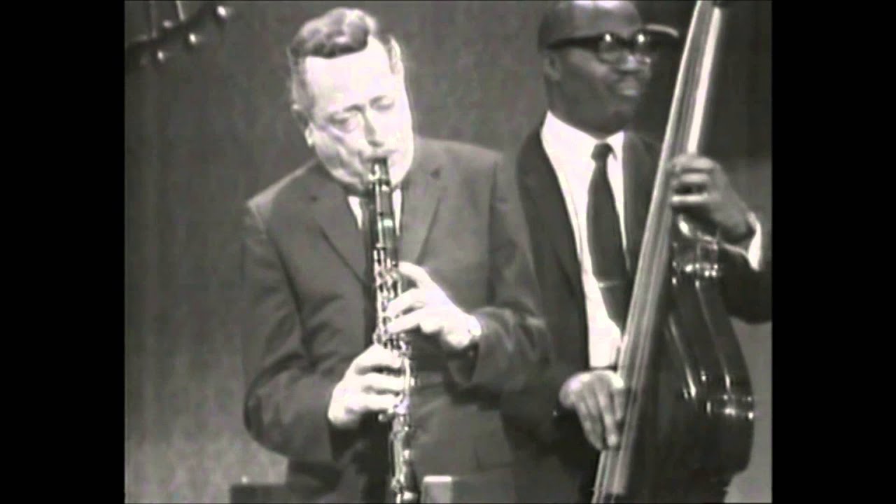 Hodes, Higginbotham, Parenti, Condon - I've Got That Old Fashioned Love (1968) [official HQ video]