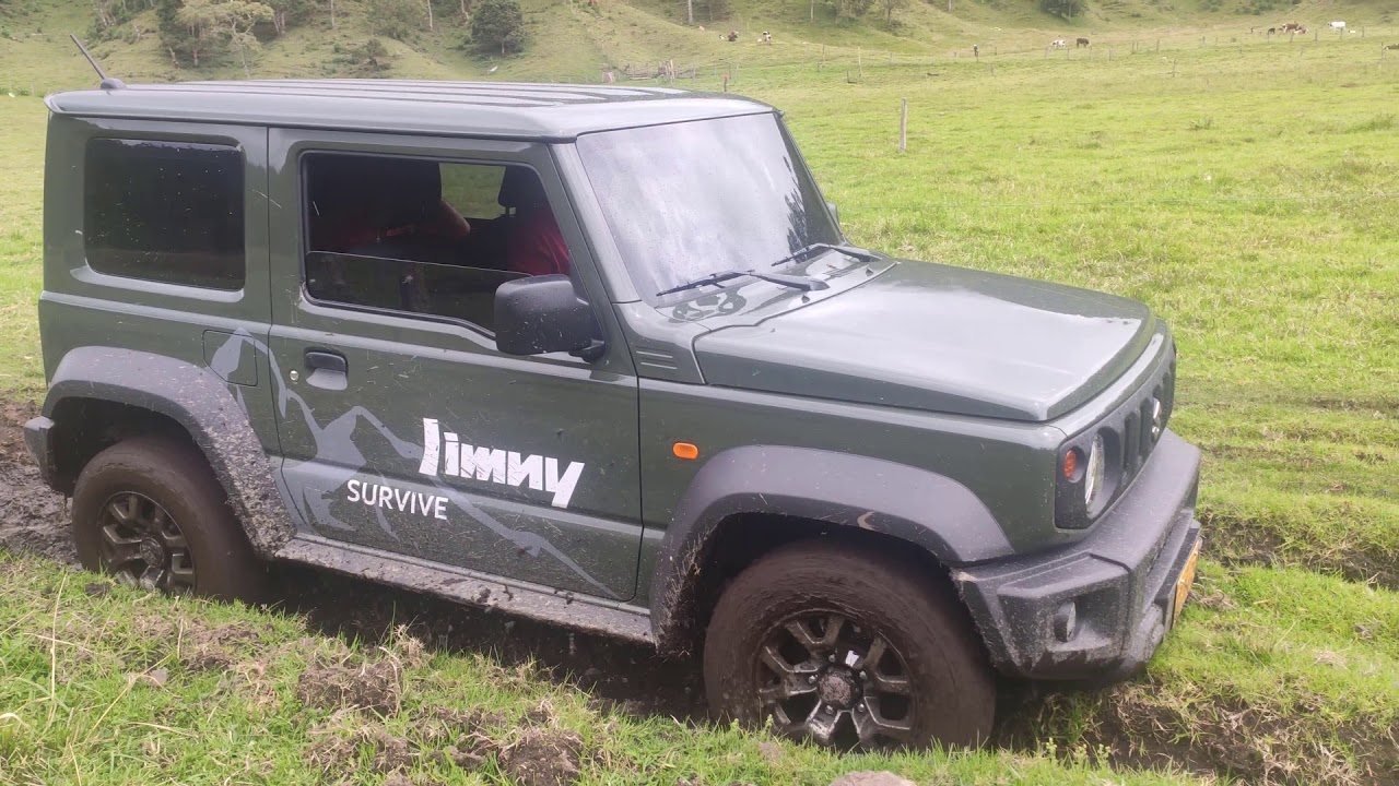 NEW SUZUKI JIMNY COLOMBIA TROCHANDO EN EL VOLCAN MACHIN 4X4 OFF ROAD